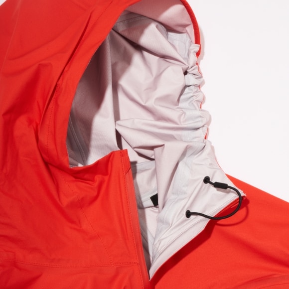 PERTEX® SHIELDAIR - Breathability brings new possibilities to all