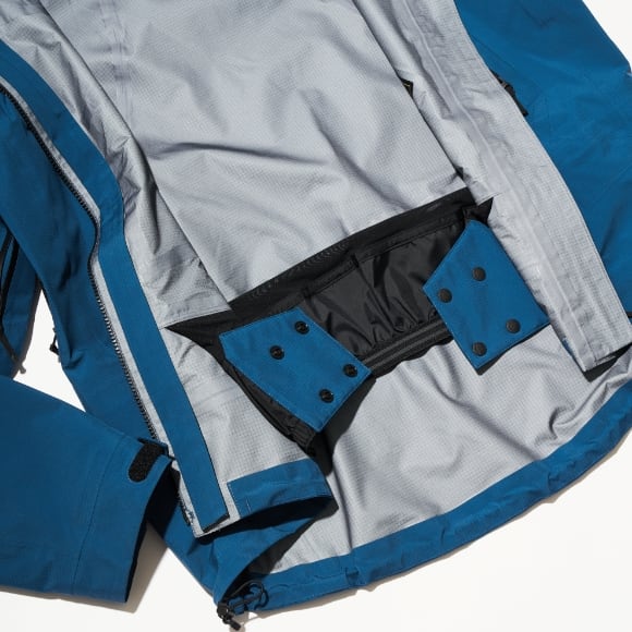 GORE-TEX products - 過酷な冬山を制するゴアテックス