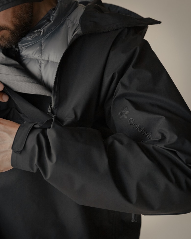 GORE-TEX Fly Air Pullover | Outdoor / Lifestyle Mix Editorial by