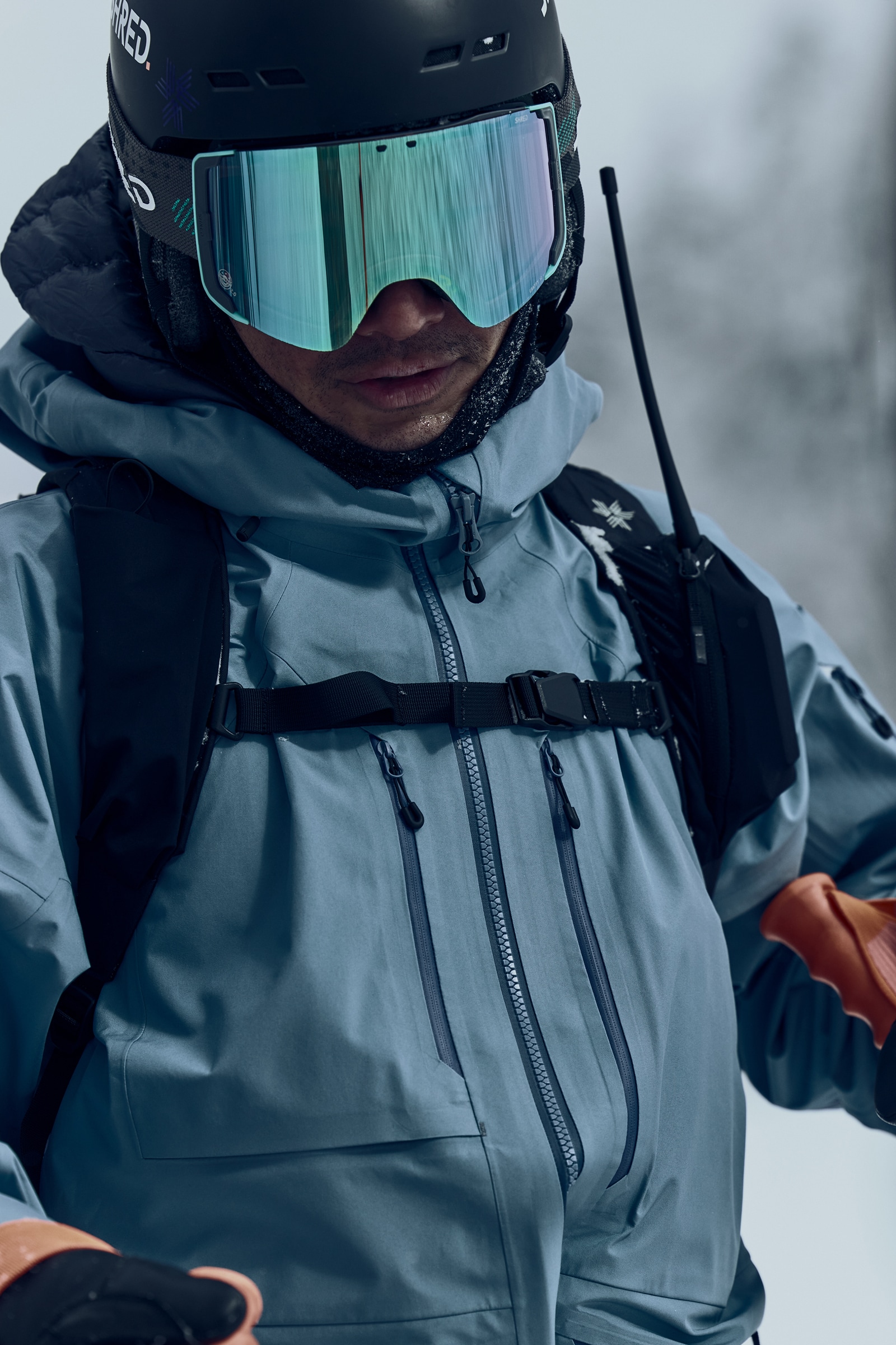 G06301 / GW06301 GORE-TEX 3L Work Pocket Jacketの着用イメージ