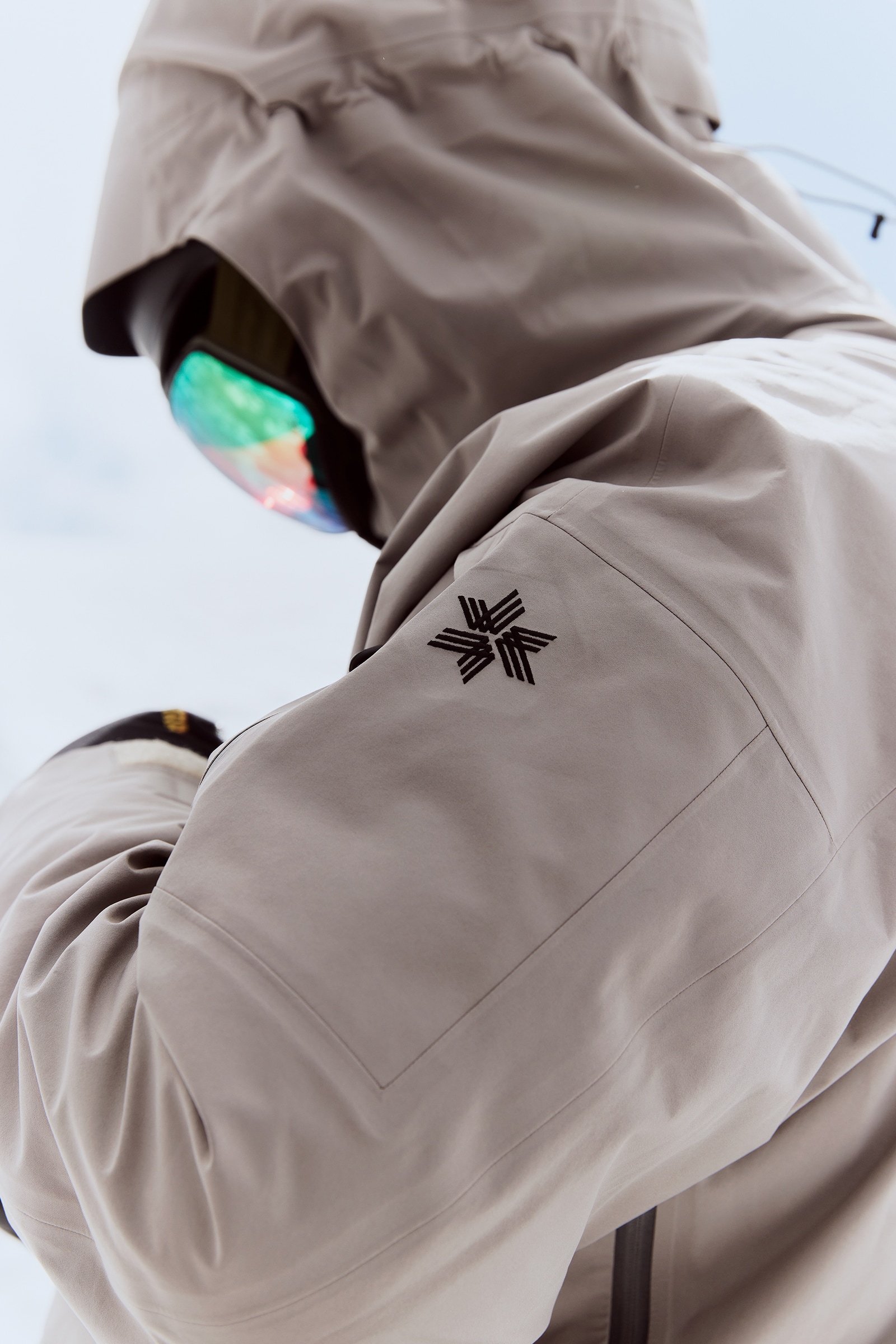 G06301 / GW06301 GORE-TEX 3L Work Pocket Jacketの着用イメージ